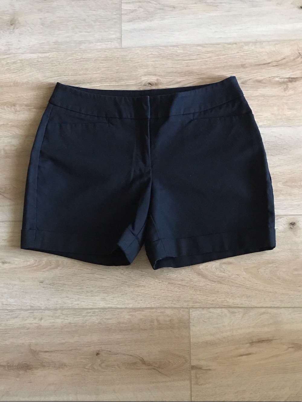 Apt. 9 Black Chino Cuffed Hem Tailored  Shorts Size 6